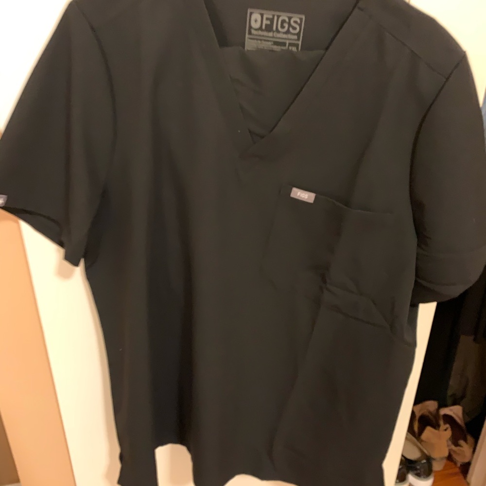 FIGS 2XL scrubs